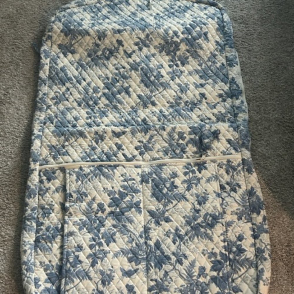 Vera Bradley Blue Toile ( retired and rare) Garment Bag